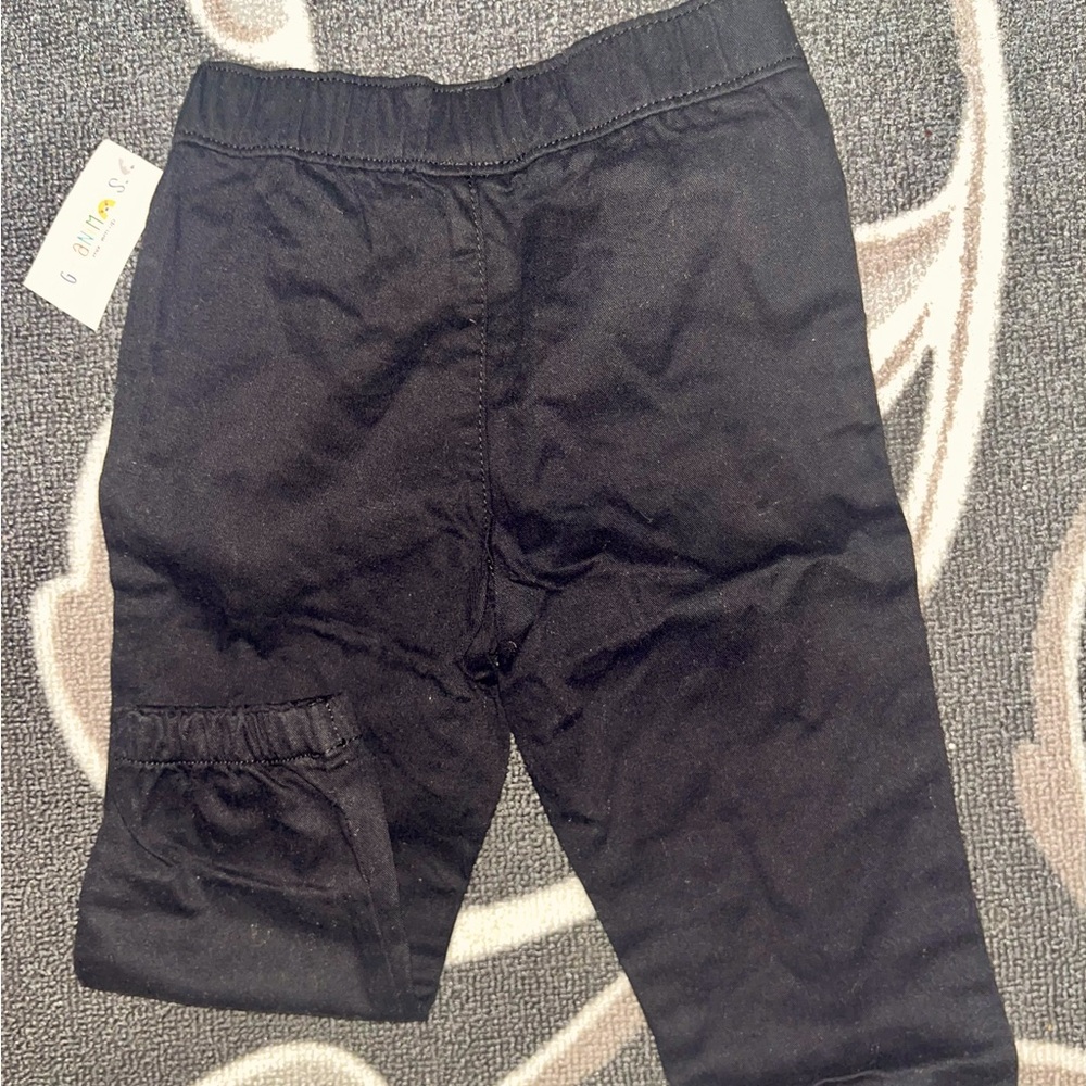 Comfy joggers with drawstring waist and elastic ankles.